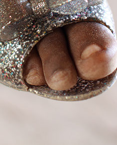 ghana, west africa, shs, ndesch, ndwura jakpa senior high school, feet, jaclin paul